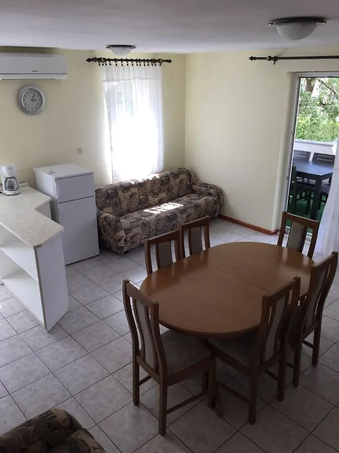 Apartment Apartmani Ana Malinska