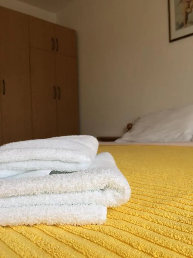 Apartmani Ana Malinska 0*,